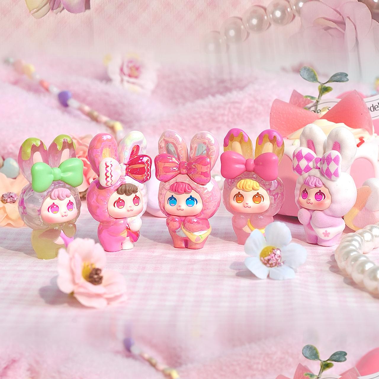 SPBOMI Traveling Rabbit Mini Beans Series Figures