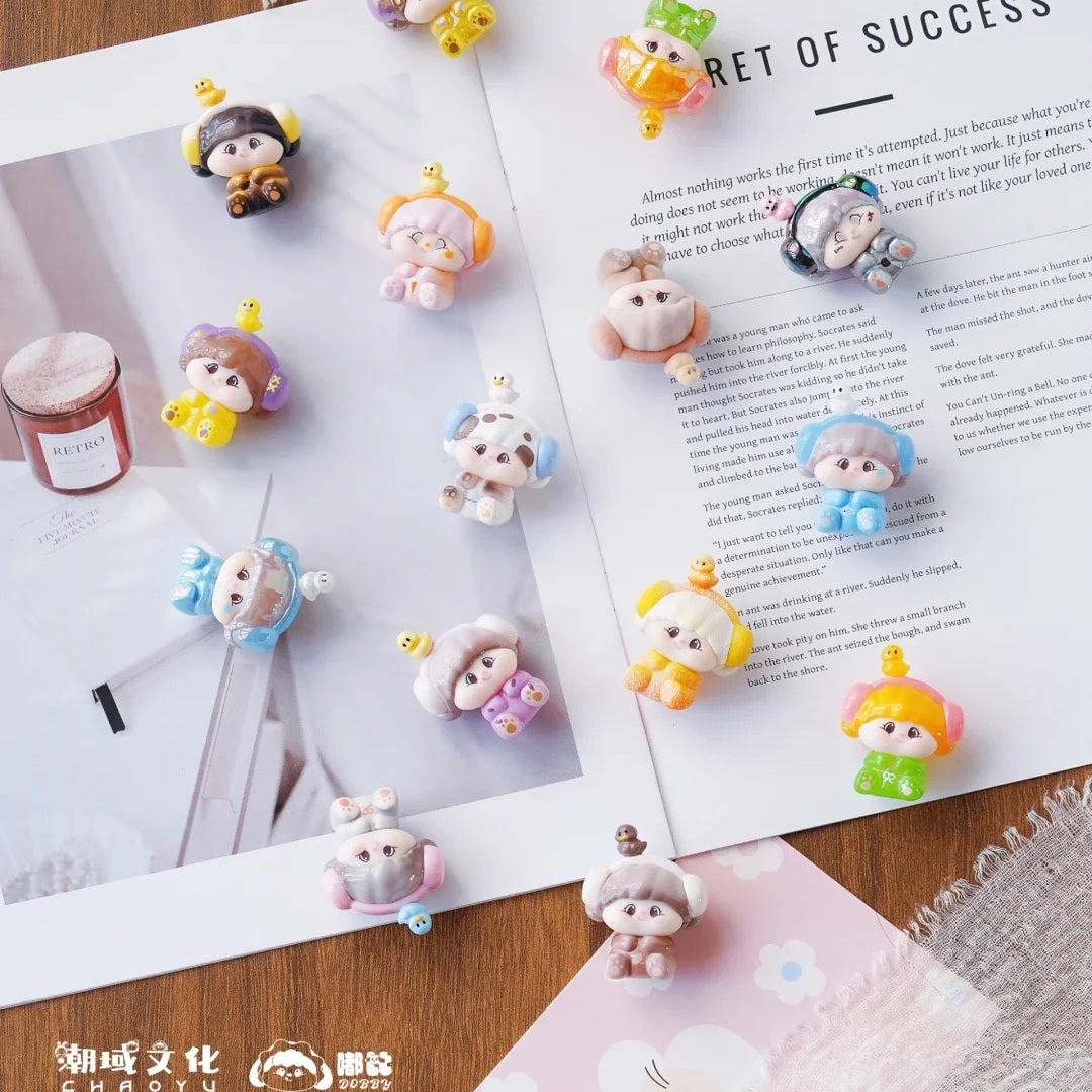 Dobby Leisurely Holiday Time Series Mini Beans Figures