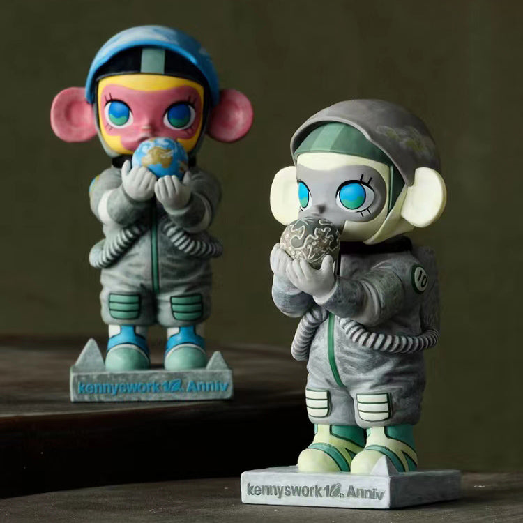 MOLLY Anniversary Statues Classical Retro Series PVC Figures