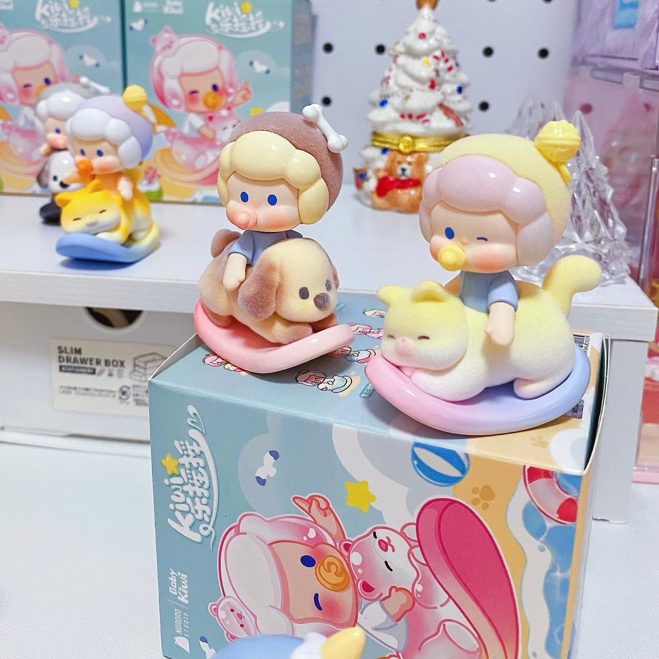 Baby Kiwi-Kiwi Rocking Fun V2 Series Mini Figures