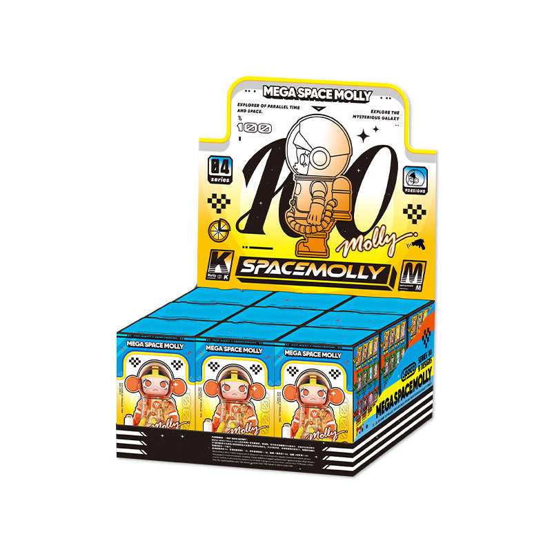 MEGA SPACE MOLLY 100% Series 4 Figures