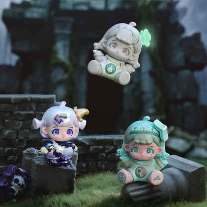 P-Peach.Three-Life Career Dream Journey Series Mini Bean Figures