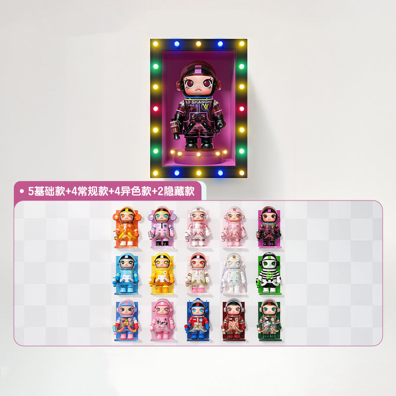 MEGA SPACE MOLLY 100% Series 4 Figures