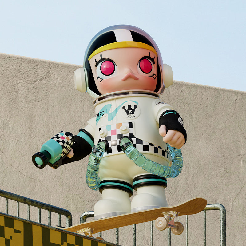 MEGA SPACE MOLLY 400% VANS Figure – Hahatoys