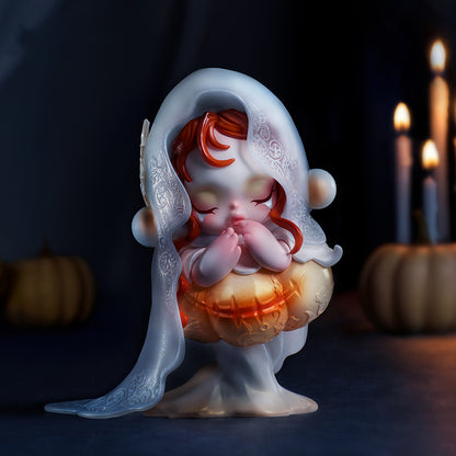 SKULL-PANDA White Moon Contract Figure