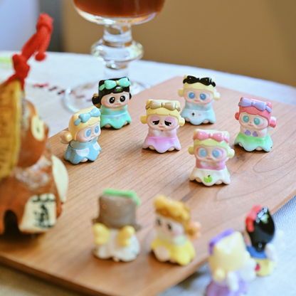 PITTY’S Skirt of Valor Series Mini Bean Figures