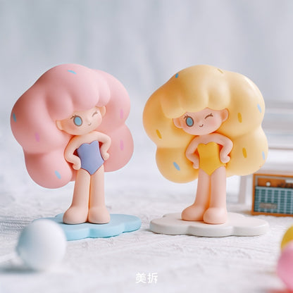 Fluffy Lili It's also very happy to be alone Series Figures