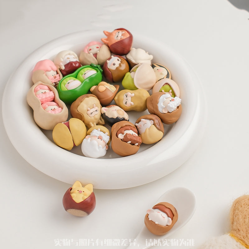 HeyDolls Happy Nut Mini Beans Series PVC Figures