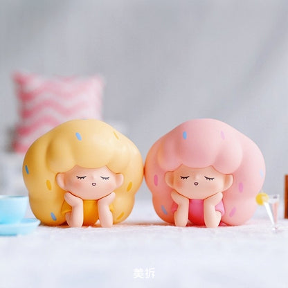 Fluffy Lili It's also very happy to be alone Series Figures