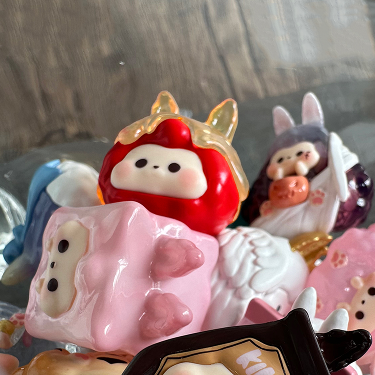 【SALE】KIKI Mini Classics V2 Series Figures