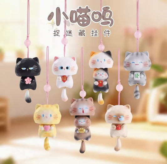 Cat playing hide-and-seek Series pendant Figures