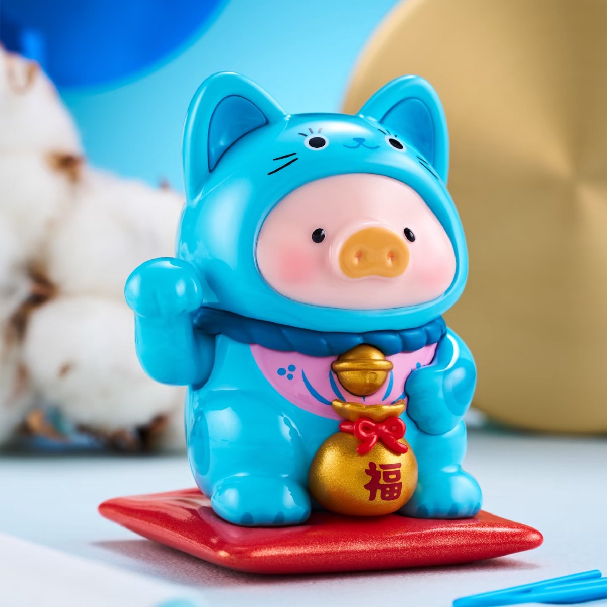 Lulu the Piggy - Lucky Cat Series Figures