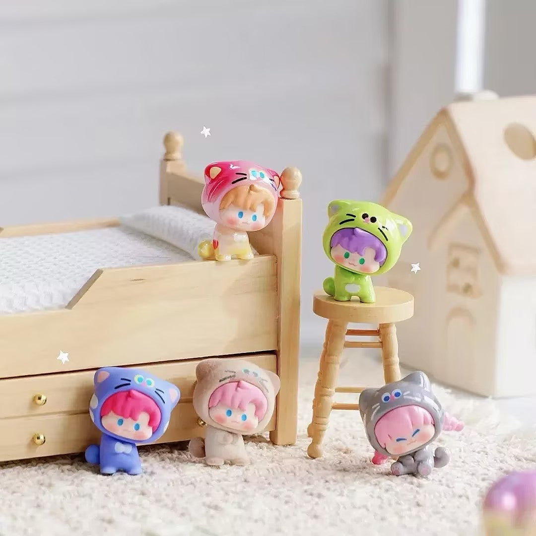 YUTA Hug Series Mini Bean Figures