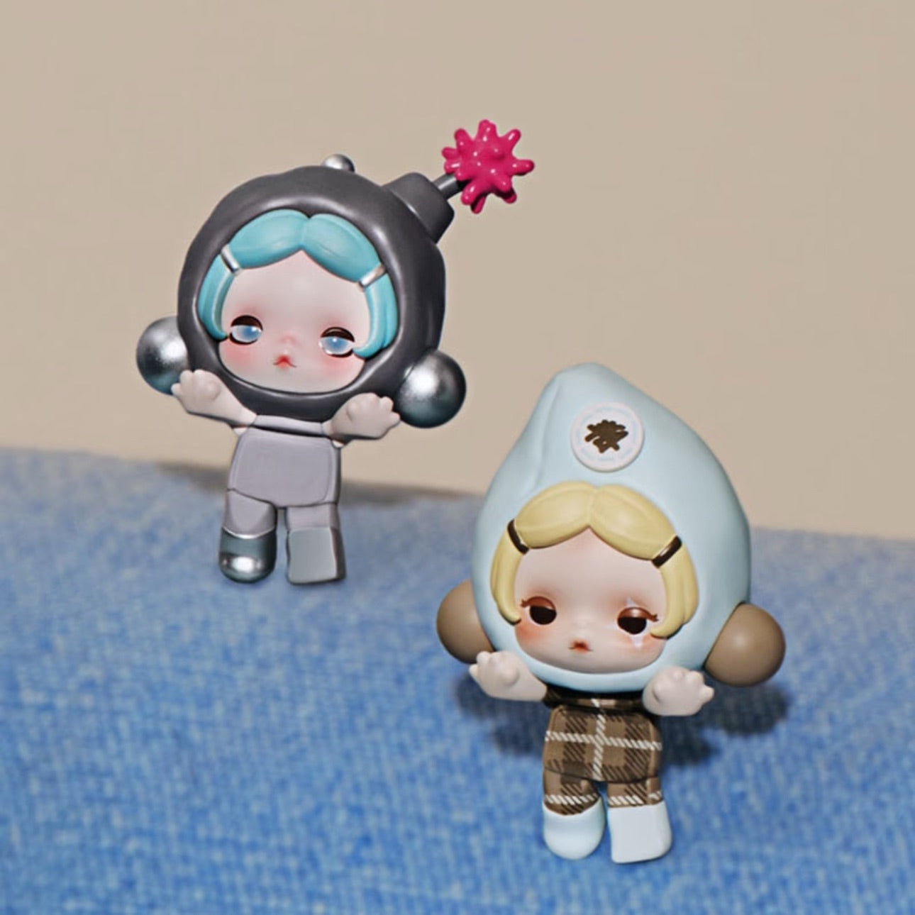 POP ATTACH -Lay Screen Mode Mini  Figure